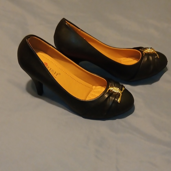 Heel - Picture 2 of 4